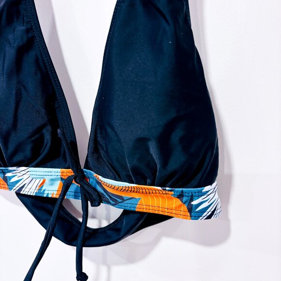 SHEIN Black floral bikini set with orange accents | Tropical beach | Small - Picture 9 of 11